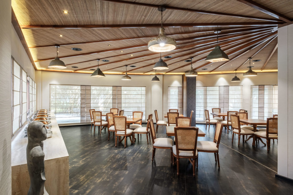 F&B | DINING ROOM