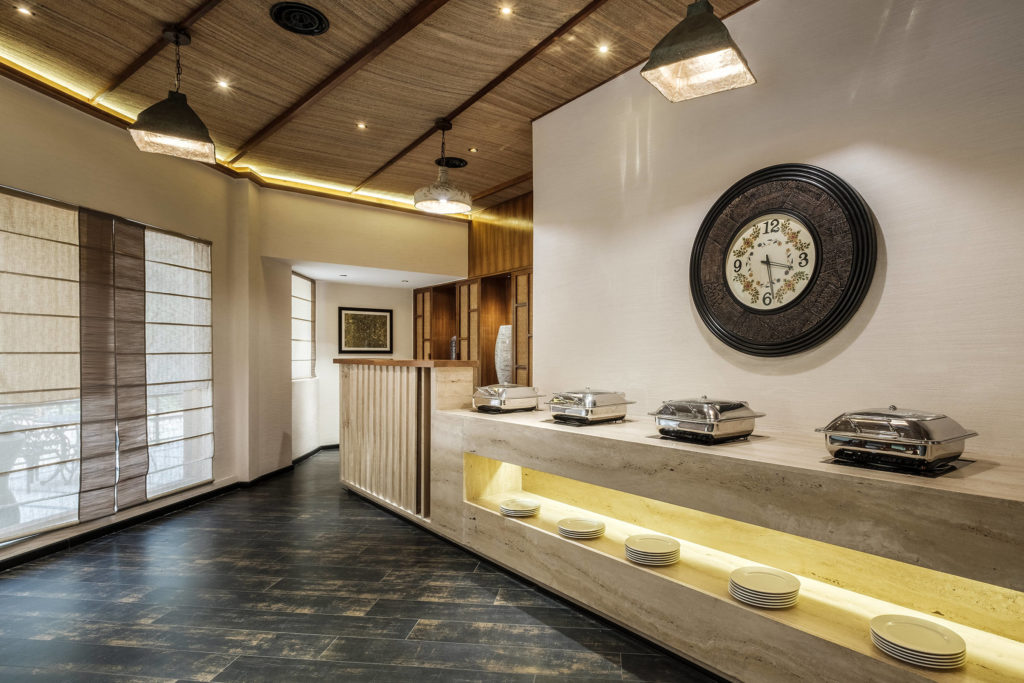 F&B | DINING ROOM