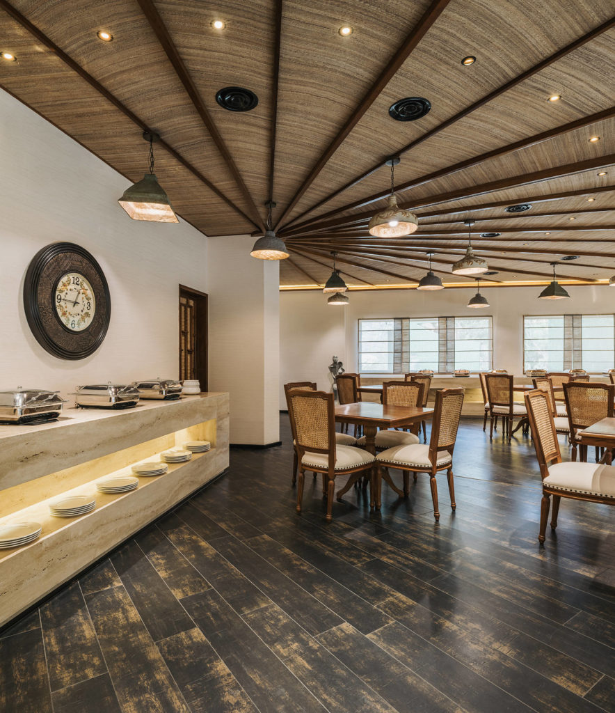 F&B | DINING ROOM