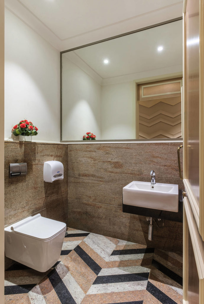 LEISURE | PHOENIX MALL VIP REST ROOM